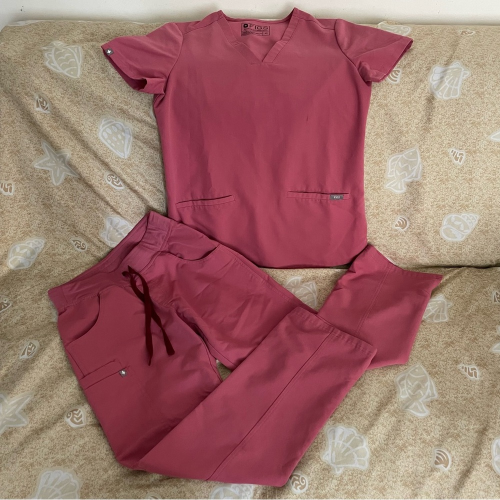 Women’s FIGS Casma Scrub Top & Kade Cargo Scrub Pants Size Quartz 1483 XSP